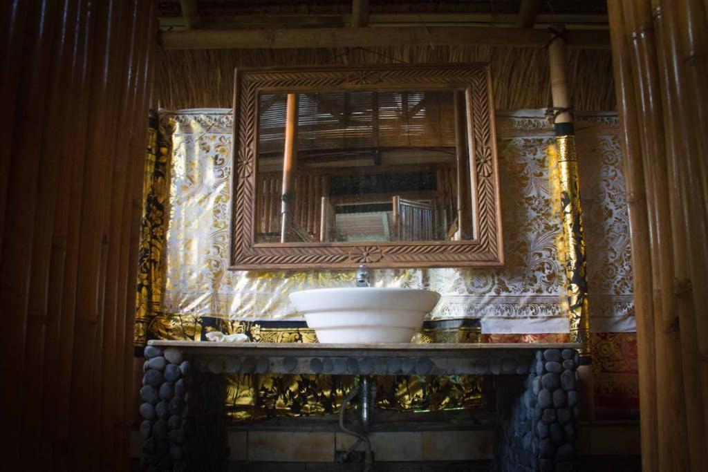 Jasri Dalem Surf Retreat Villa Ngoại thất bức ảnh